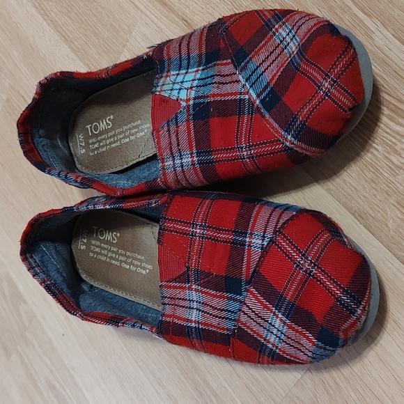 Toms Shoes - Toms Womens Classic Alpargata Slip-Ons Red and Blue Cozy Plaid Flannel Sz 7½ 7.5